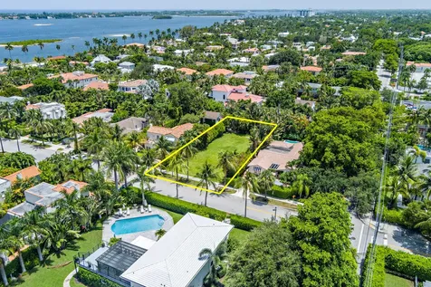234 Sunset Road West Palm Beach FL 33401