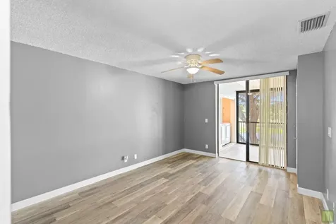 2570 Carambola Circle N Coconut Creek FL 33066