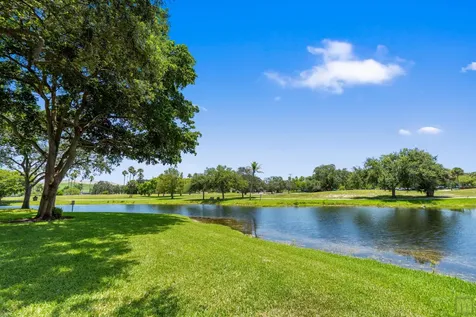 2570 Carambola Circle N Coconut Creek FL 33066