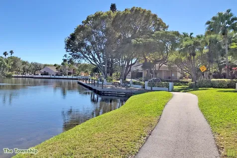 2570 Carambola Circle N Coconut Creek FL 33066