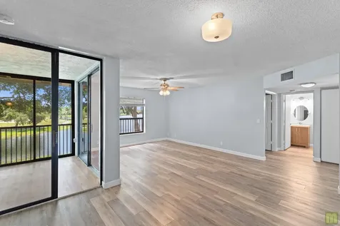2570 Carambola Circle N Coconut Creek FL 33066