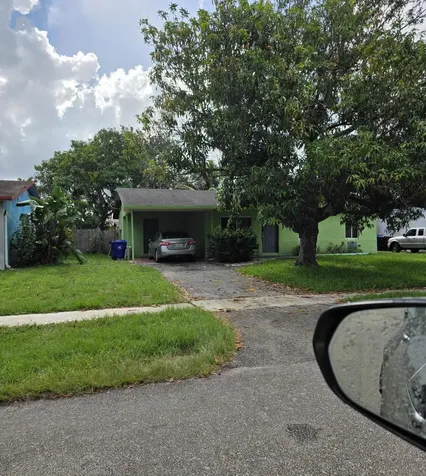 313 SW 80th Avenue North Lauderdale FL 33068