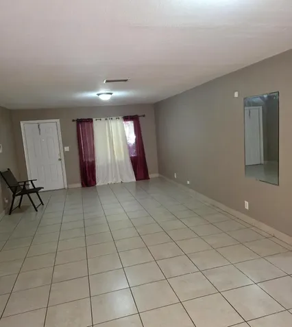 313 SW 80th Avenue North Lauderdale FL 33068