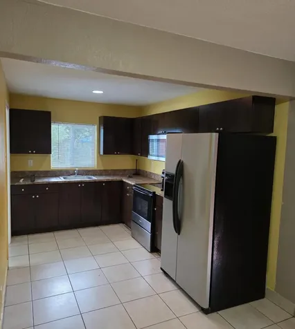 313 SW 80th Avenue North Lauderdale FL 33068