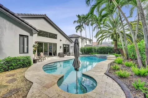 541 SW 178th Way N Pembroke Pines FL 33029