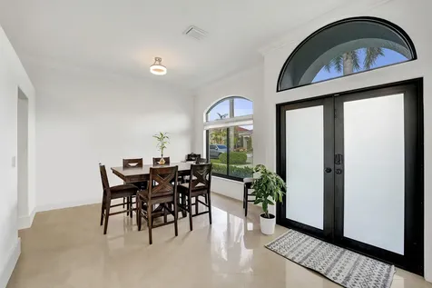 541 SW 178th Way N Pembroke Pines FL 33029