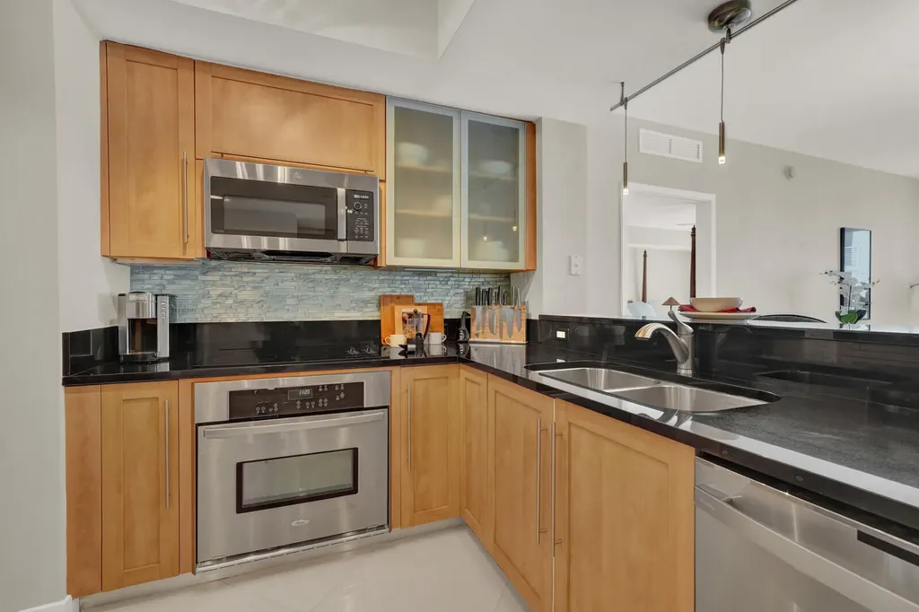 2831 N Ocean Boulevard Fort Lauderdale FL 33308