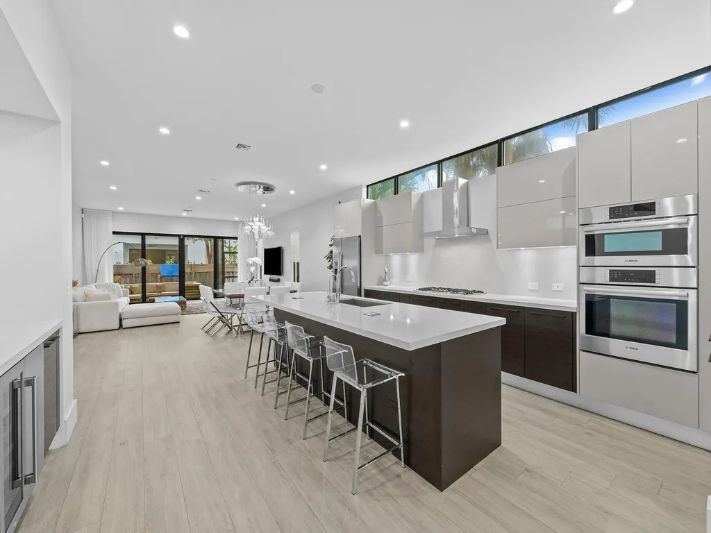 315 NE 15th Avenue Fort Lauderdale FL 33301