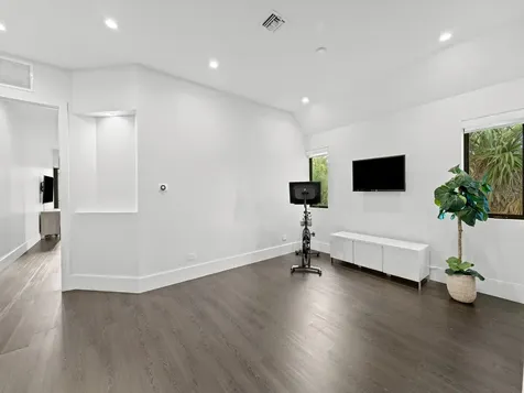 315 NE 15th Avenue Fort Lauderdale FL 33301