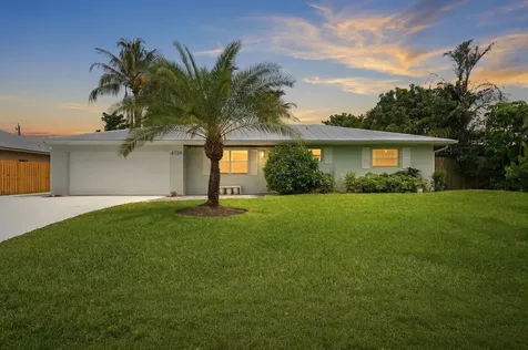 4729 SE Bayshore Terrace Stuart FL 34997