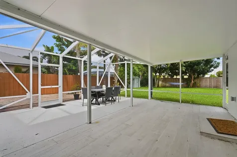 4729 SE Bayshore Terrace Stuart FL 34997