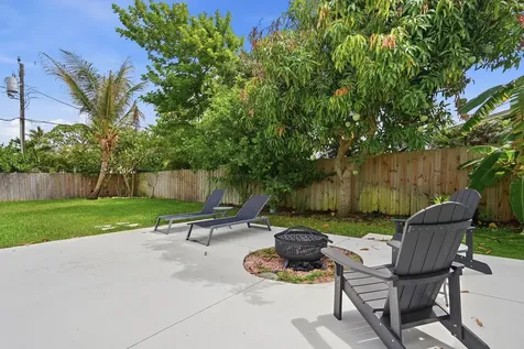 4729 SE Bayshore Terrace Stuart FL 34997