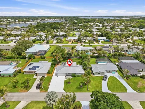 4729 SE Bayshore Terrace Stuart FL 34997