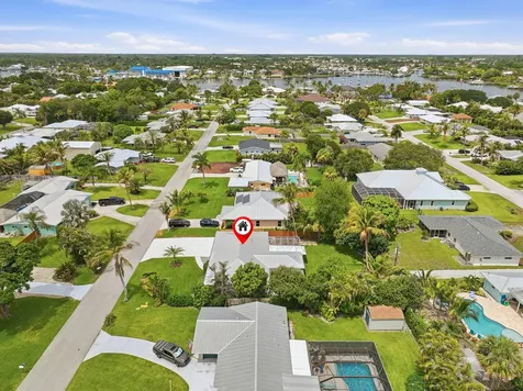 4729 SE Bayshore Terrace Stuart FL 34997