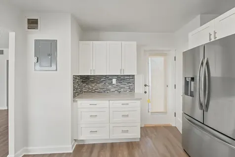 4 Greenway Village N Royal Palm Beach FL 33411