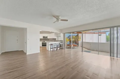 4 Greenway Village N Royal Palm Beach FL 33411