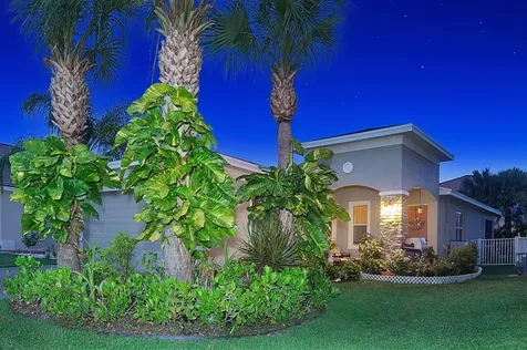 742 NW Leonardo Circle Port St Lucie FL 34986