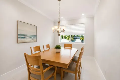 517 SE 7th Avenue Deerfield Beach FL 33441