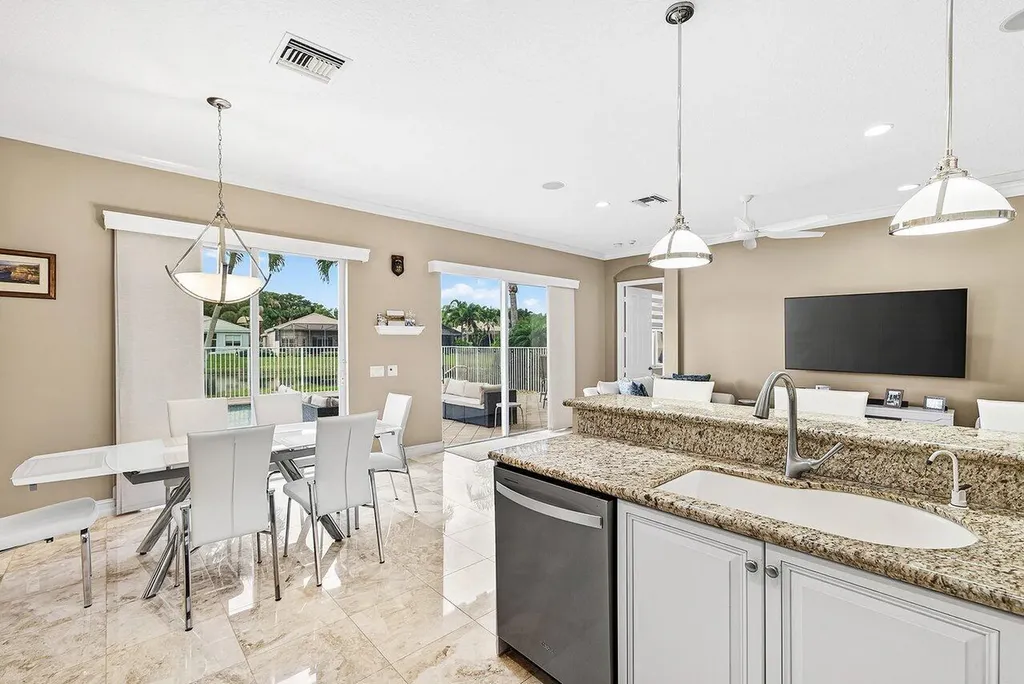 10888 Deer Park Lane Boynton Beach FL 33437