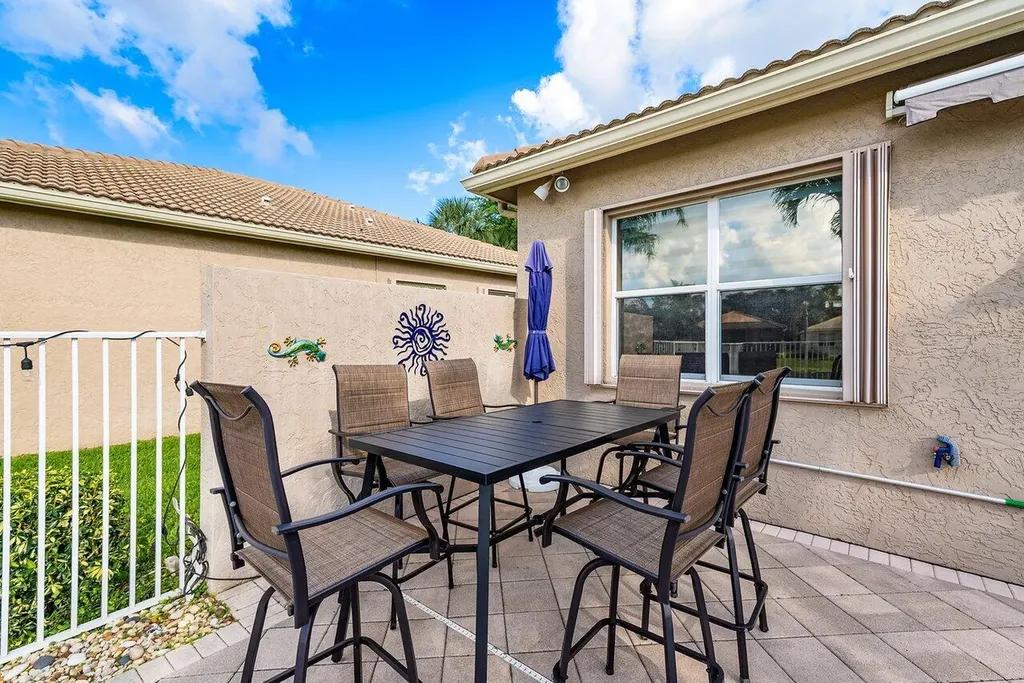 10888 Deer Park Lane Boynton Beach FL 33437