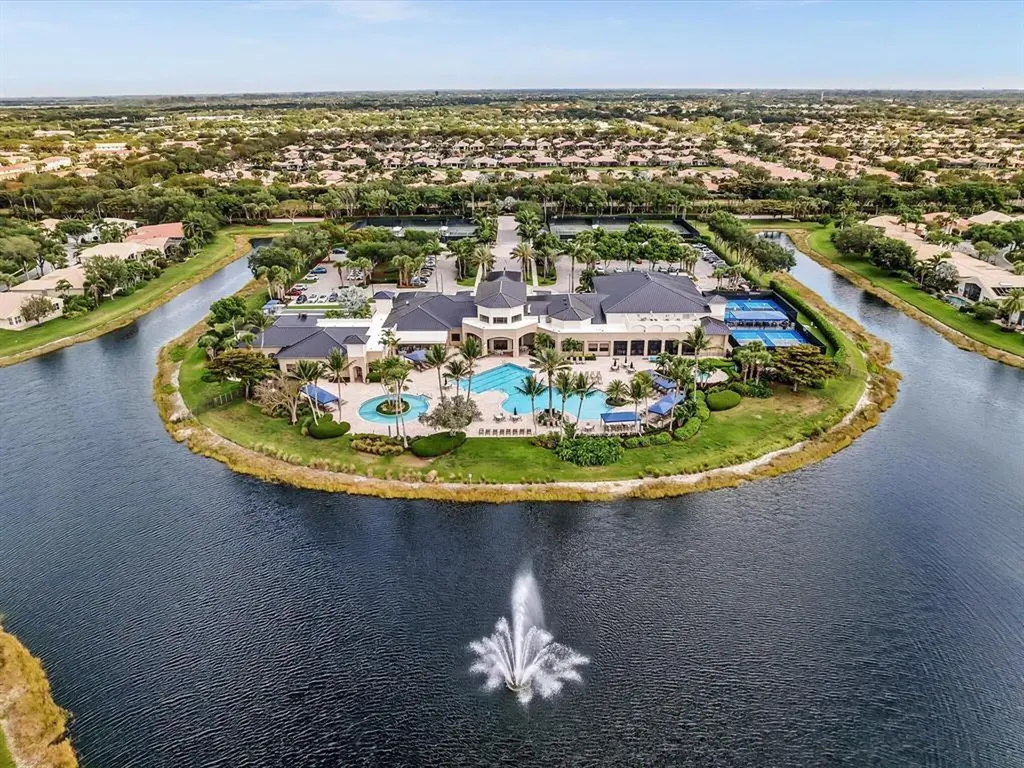 10888 Deer Park Lane Boynton Beach FL 33437