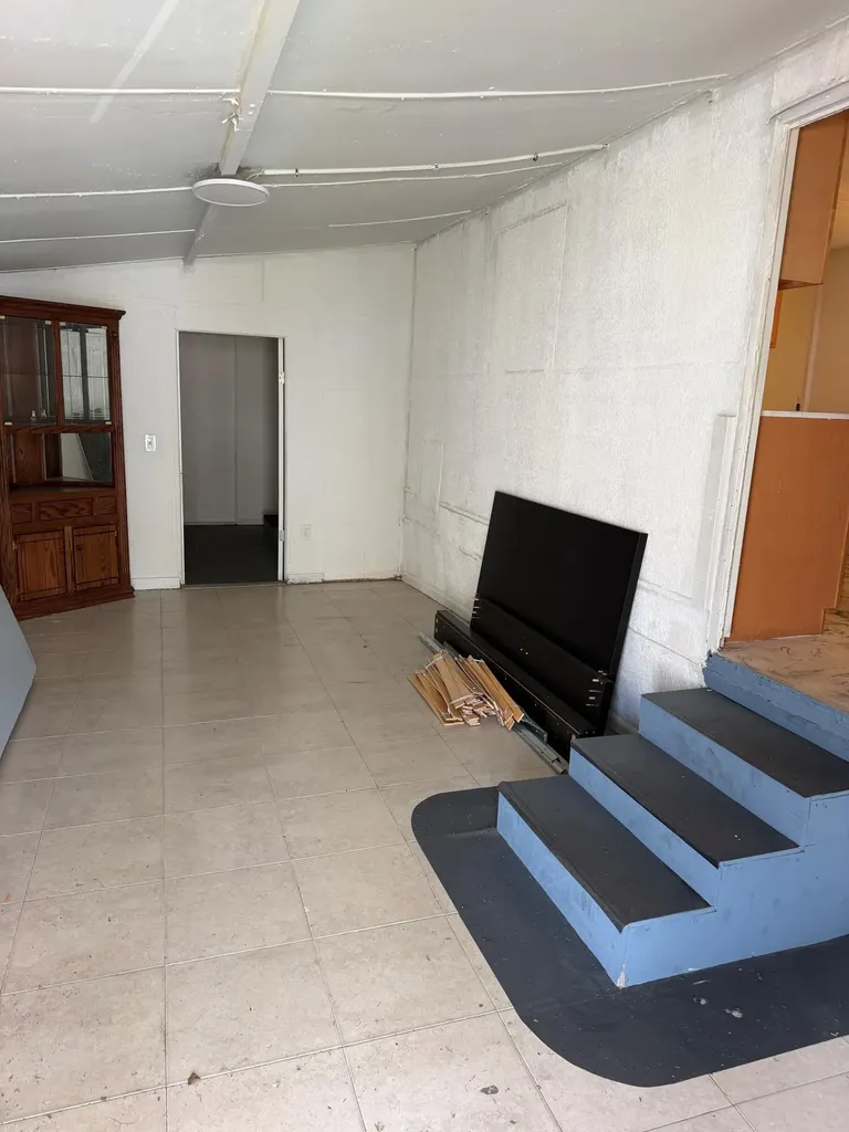 8556 Berkley Drive Davie FL 33324