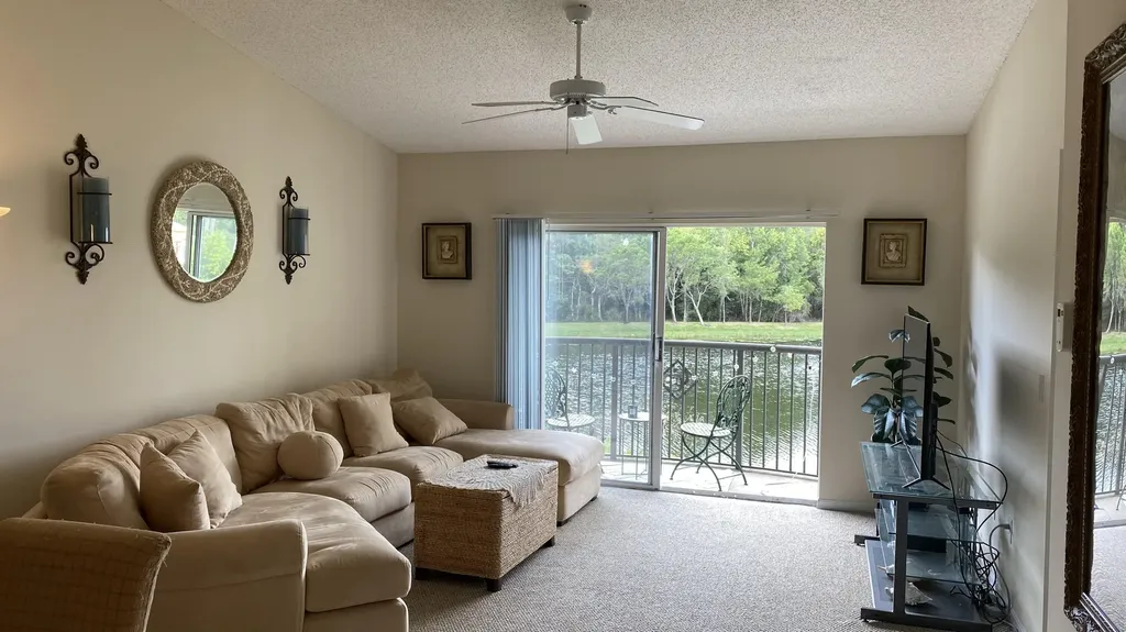 100 Crestwood Court N Royal Palm Beach FL 33411