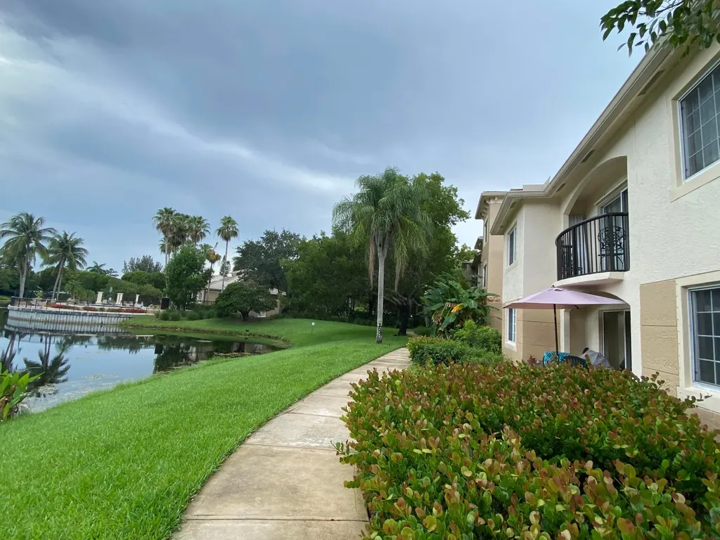 100 Crestwood Court N Royal Palm Beach FL 33411