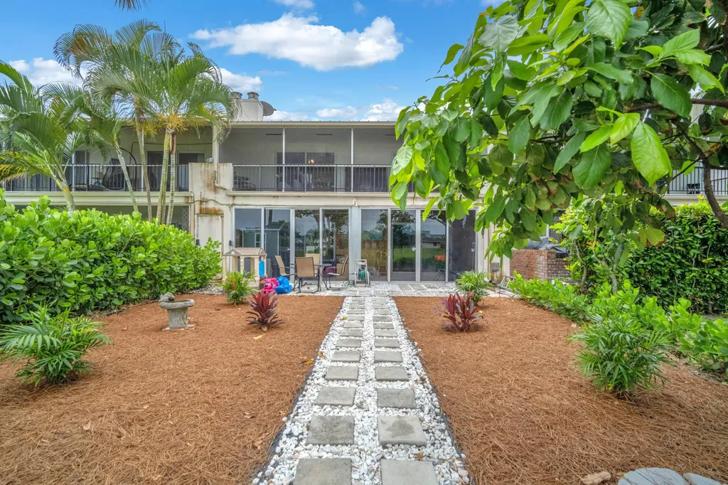 3119 N Palm Aire Drive Pompano Beach FL 33069