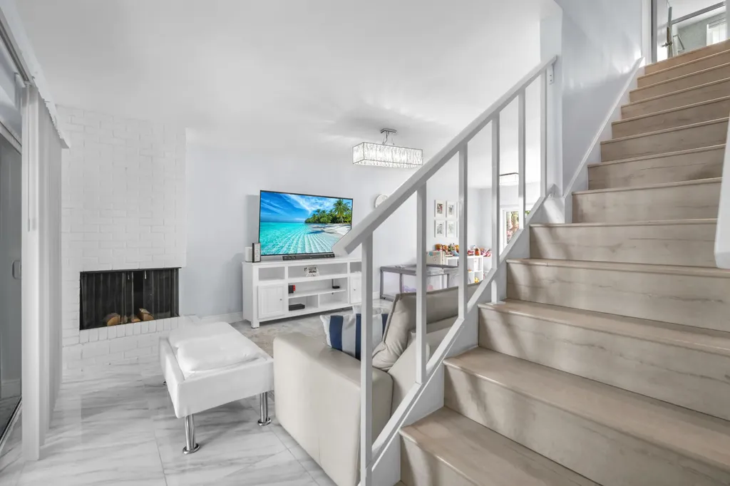 3119 N Palm Aire Drive Pompano Beach FL 33069