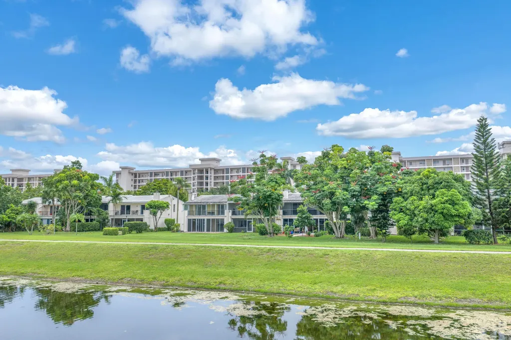 3119 N Palm Aire Drive Pompano Beach FL 33069