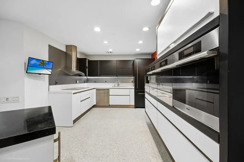 1343 Ponce De Leon Drive Fort Lauderdale FL 33316