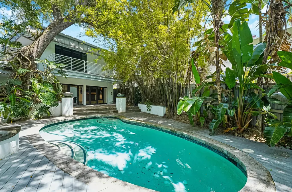 1343 Ponce De Leon Drive Fort Lauderdale FL 33316