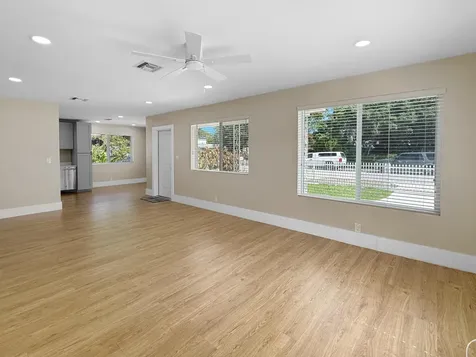 2287 NW 63rd Street Miami FL 33147