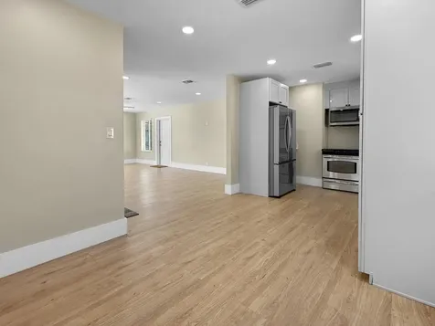 2287 NW 63rd Street Miami FL 33147