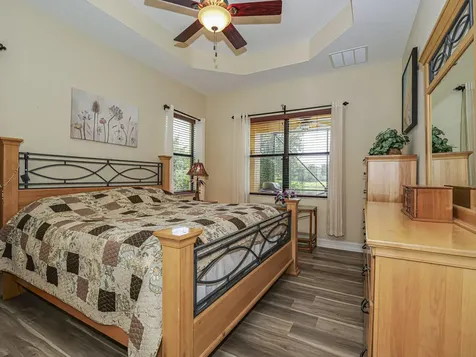 5570 57th Avenue Vero Beach FL 32967