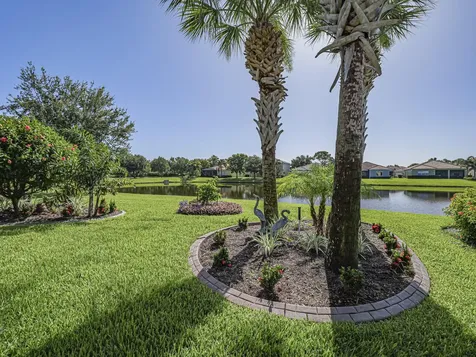 5570 57th Avenue Vero Beach FL 32967