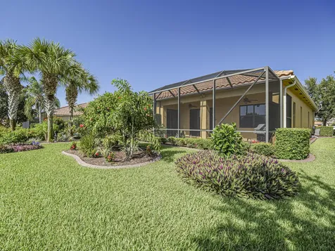 5570 57th Avenue Vero Beach FL 32967