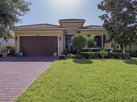 5570 57th Avenue Vero Beach FL 32967