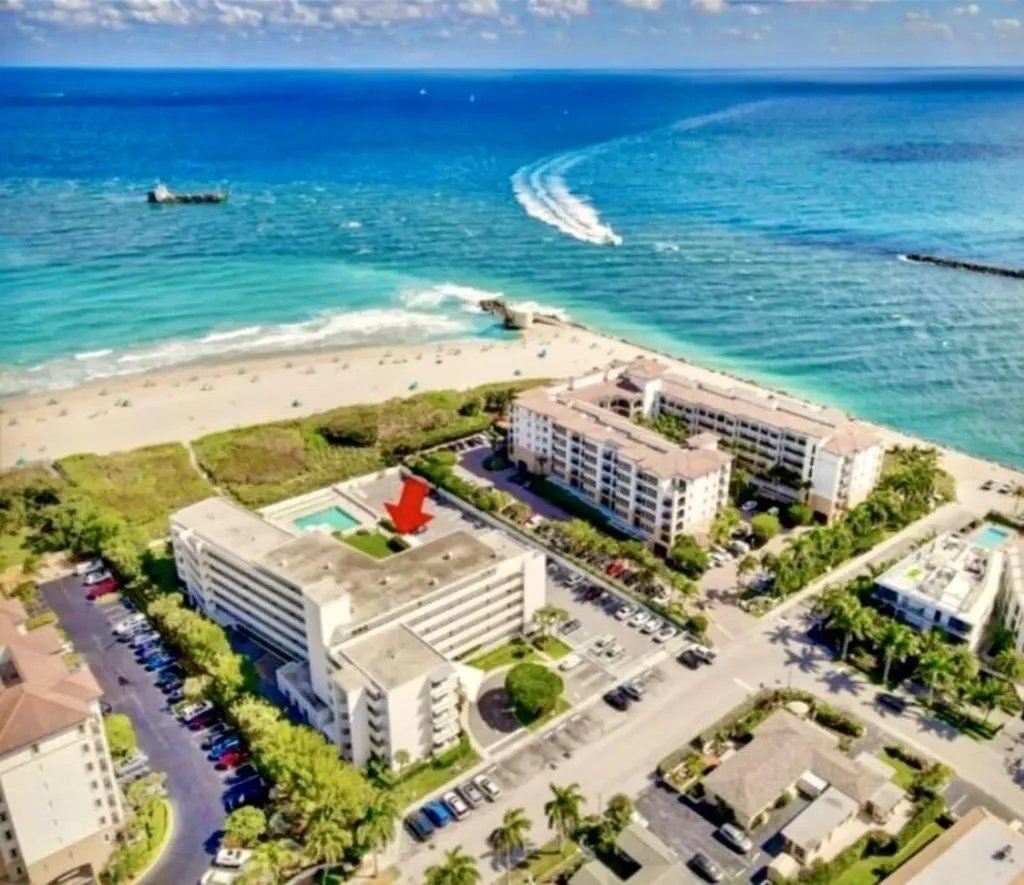 33 S Ocean Avenue Palm Beach Shores FL 33404