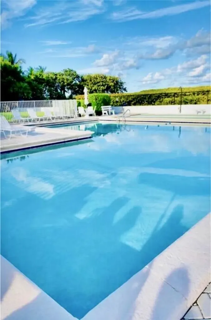 33 S Ocean Avenue Palm Beach Shores FL 33404