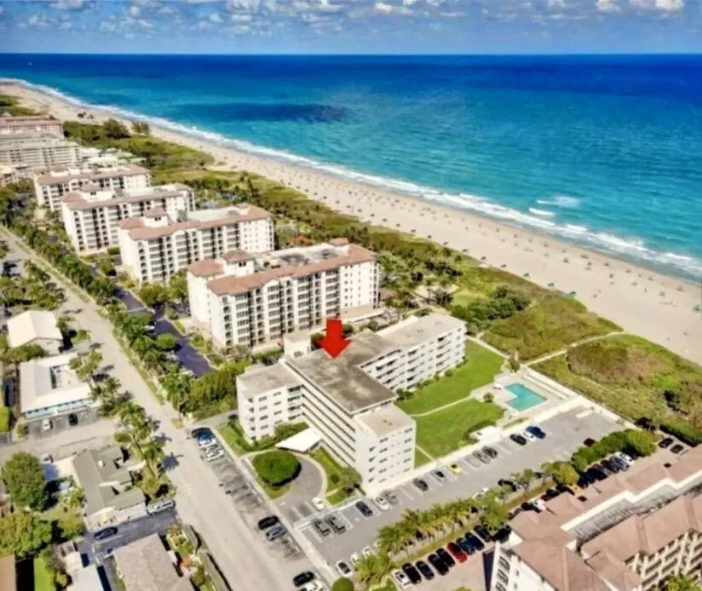 33 S Ocean Avenue Palm Beach Shores FL 33404