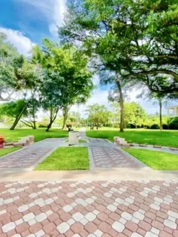 33 S Ocean Avenue Palm Beach Shores FL 33404