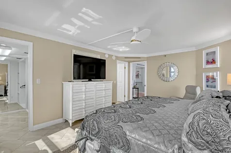 5200 N Ocean Drive N Singer Island FL 33404