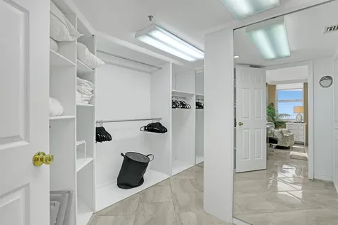5200 N Ocean Drive N Singer Island FL 33404
