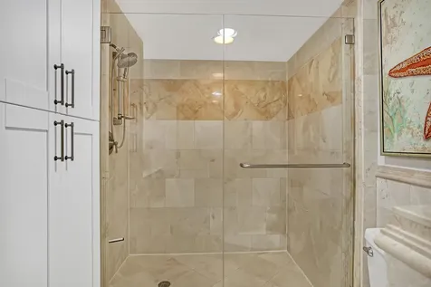 5200 N Ocean Drive N Singer Island FL 33404