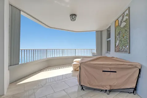 5200 N Ocean Drive N Singer Island FL 33404