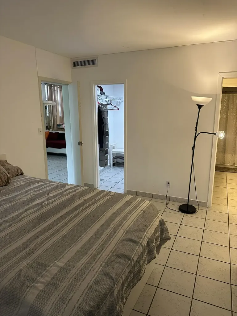 8409 Forest Hills Drive Coral Springs FL 33065