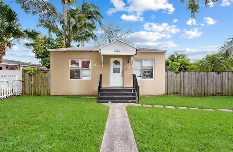 2434 Mckinley Street Hollywood FL 33020