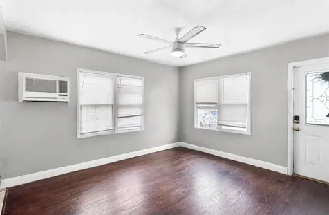 2434 Mckinley Street Hollywood FL 33020